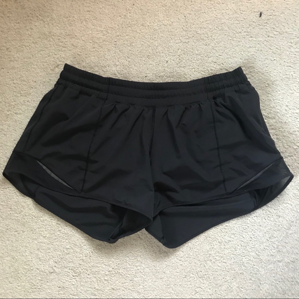 Lululemon Hotty Hot Short